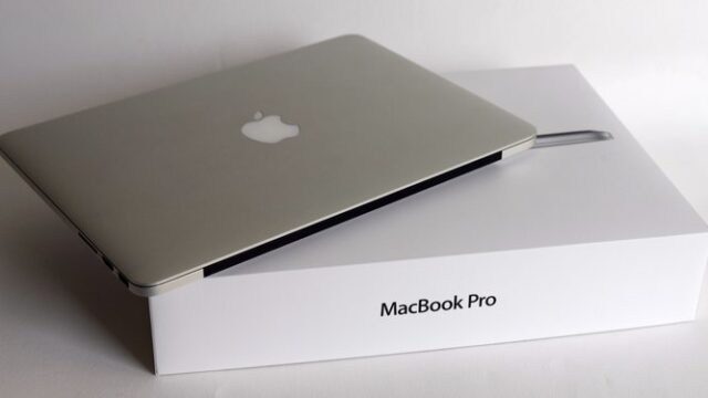 How to Card Apple MacBook Pro 2024